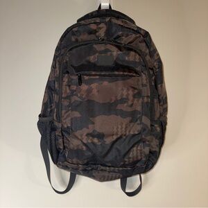 MATEIN 15.6 Inch Laptop Camo Backpack